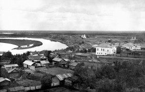 Вид с Пожарной каланчи в сторону реки, начало XX в.