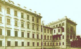 Физический институт. Архивное фото перед Второй мировой войны. (сейчас здание в лесах).