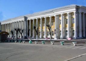 Гостиница "Цемент" (гостиный двор)