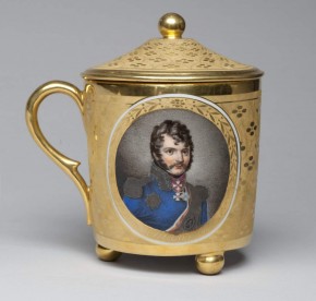 Бокал с крышкой и блюдцем с портретами графа В. В. Орлова-Денисова и императора Александра I
