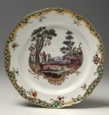 Тарелка из «охотничьего» сервиза