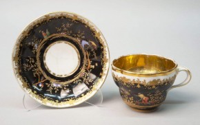 Чашка с блюдцем в стиле шинуазри