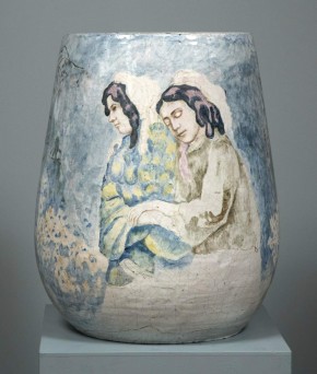 Ваза с изображением женских фигур