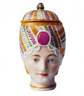Кружка с крышкой в виде головы турчанки