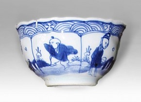 Чашечка с изображением жанровых сцен