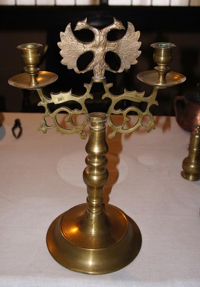 Подсвечник