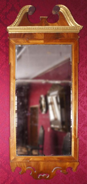 Зеркало настенное