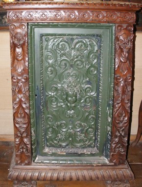 Креденца-поставец