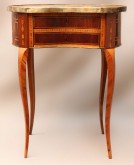 Столик «бобик»