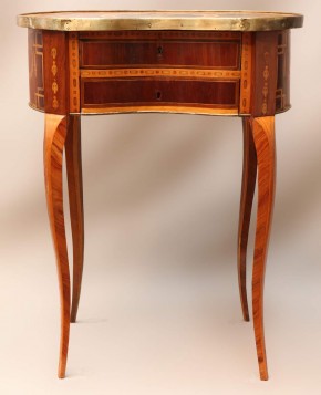 Столик «бобик»