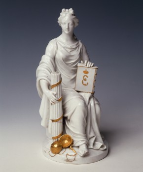 Справедливость. Настольное украшение Арабескового столового и десертного сервиза