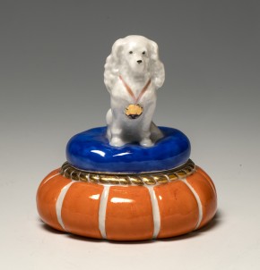 Пудреница с крышкой из прибора «Принцесса на горошине»