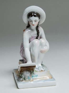 Фигура "На этюде"