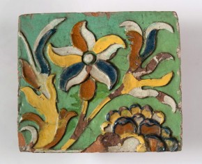 Цветок. Изразец рельефный полихромный