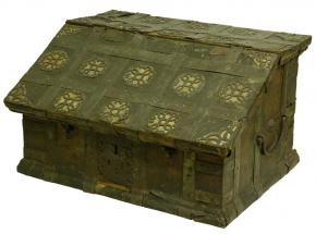 Ларец-подголовник