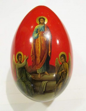 Яйцо пасхальное со сценой Воскресения Христа и изображением соборов Московского Кремля