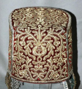 Женский головной убор