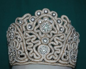 Девичий головной убор ‑ венец