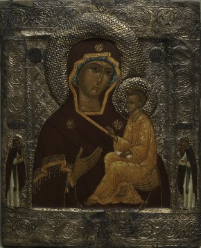 Богоматерь Тихвинская и два святых на полях