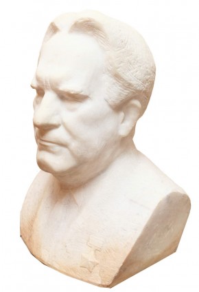 Портрет вице-адмирала Г.Н. Холостякова