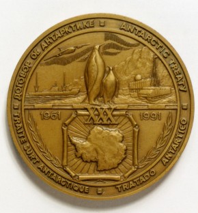 Медаль «30 лет Договору об Антарктике»