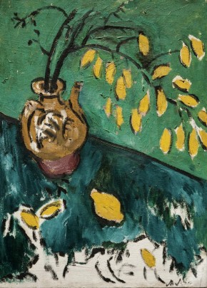 Ветка в кувшине