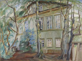 Дом под деревьями