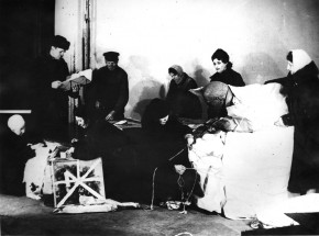 Проверка состояния сохранности и переупаковка скульптуры