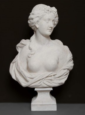 Женщина с локонами