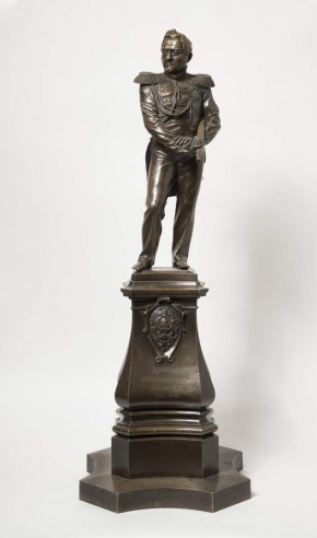 Уменьшенная модель памятника М. П. Лазареву для Севастополя