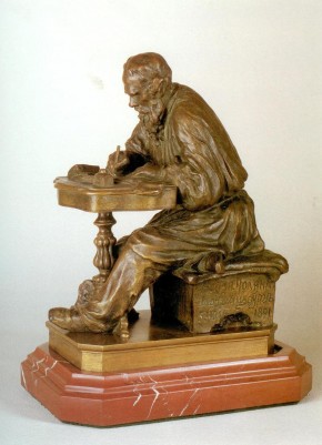 Лев Толстой за работой