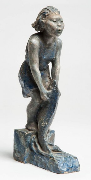 Маленькая Удэ с рыбкой