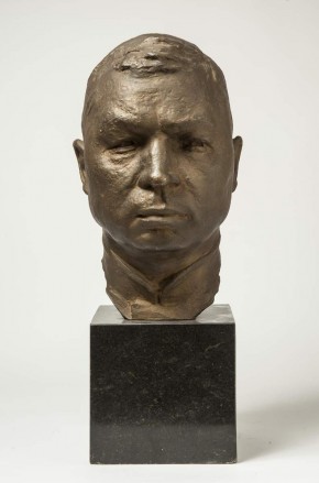 Портрет Героя Советского Союза Н. П. Симоняка