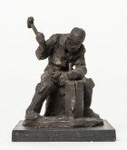 Автопортрет (Колка дров)